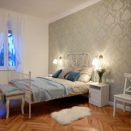 Poet'S Residence Любляна Екстер'єр фото